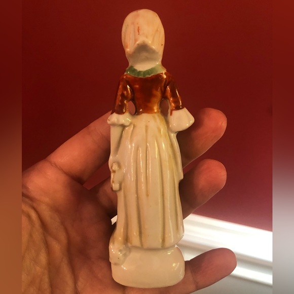 Pair of Vintage Figural Figurines Made in Japan - Picture 4 of 9